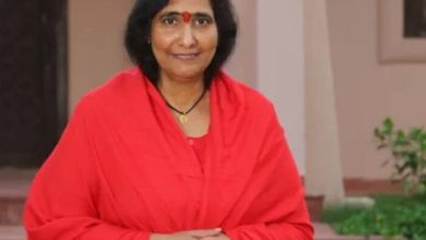 बयान पर मचा बवाल, साध्वी ऋतंभरा ने मांगी माफी – कहा ‘मैं भी इंसान हूं