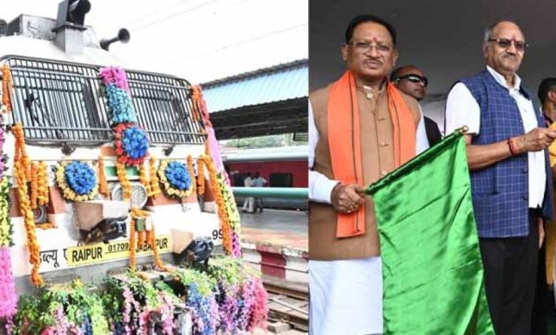 प्रधानमंत्री की विशेष पहल से बस्तर समेत प्रदेश भर में रेल सेवाओं का बढ़ा दायरा : मुख्यमंत्री साय प्रधानमंत्री की विशेष पहल से बस्तर समेत प्रदेश भर में रेल सेवाओं का बढ़ा दायरा : मुख्यमंत्री साय