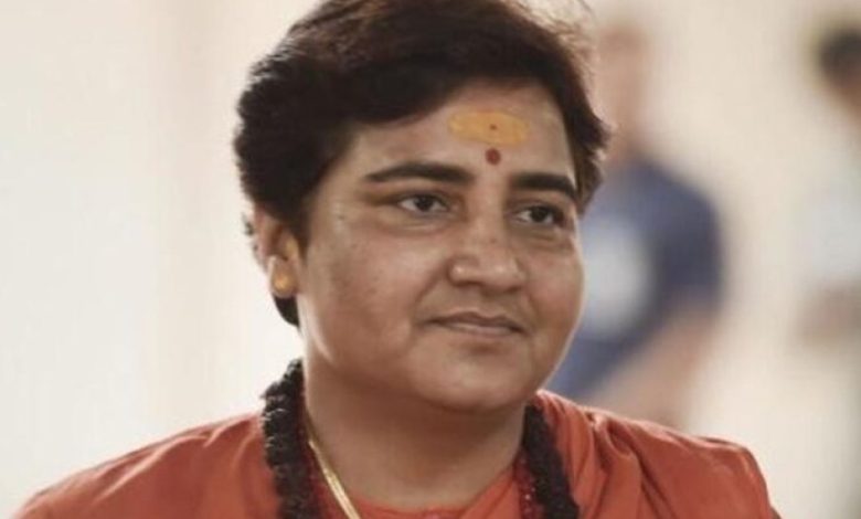 साध्वी प्रज्ञा का बयान- आतंकवाद का रंग हरा होता, मुसलमान आतंकवाद होता है, ये निश्चित है साध्वी प्रज्ञा का बयान- आतंकवाद का रंग हरा होता, मुसलमान आतंकवाद होता है, ये निश्चित है