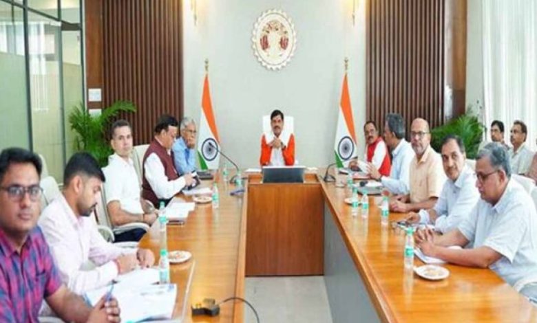 मुख्यमंत्री डॉ. यादव ने की समीक्षा: प्रदेश में चलेगा सोलर पंप स्थापित करने का सघन अभियान मुख्यमंत्री डॉ. यादव ने की समीक्षा: प्रदेश में चलेगा सोलर पंप स्थापित करने का सघन अभियान