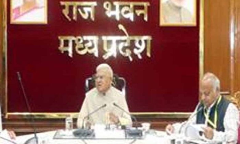 योजना के प्रभावी क्रियान्वयन के लिए अधिकारियों की जिम्मेदारी तय हो : राज्यपाल श्री पटेल योजना के प्रभावी क्रियान्वयन के लिए अधिकारियों की जिम्मेदारी तय हो : राज्यपाल श्री पटेल