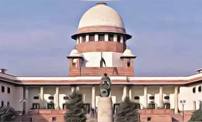 एल्विश यादव को राहत: ट्रायल कोर्ट की कार्यवाही पर रोक, यूपी सरकार और शिकायतकर्ता को नोटिस एल्विश यादव को राहत: ट्रायल कोर्ट की कार्यवाही पर रोक, यूपी सरकार और शिकायतकर्ता को नोटिस