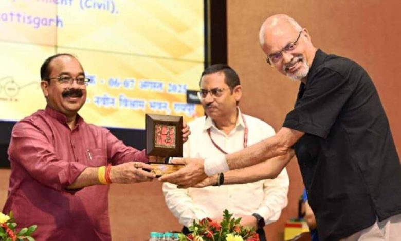 गुणवत्तापूर्ण निर्माण सामग्रियों के चयन के लिए मानकों की जानकारी जरूरी : अरुण साव