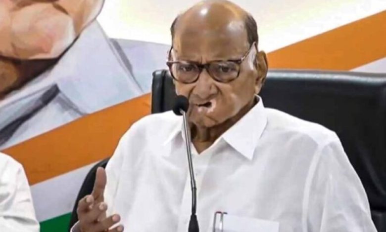 निकाय चुनाव बैलेट पेपर से कराने की मांग तेज़, शरद पवार की पार्टी के साथ उद्धव ठाकरे भी आए आगे निकाय चुनाव बैलेट पेपर से कराने की मांग तेज़, शरद पवार की पार्टी के साथ उद्धव ठाकरे भी आए आगे
