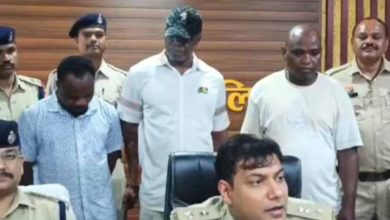 Snapchat पर युवतियों से ठगी करने वाले नाइजिरियन और दक्षिणी अफ्रीकी गिरोह के 3 सदस्य दिल्ली में धराए