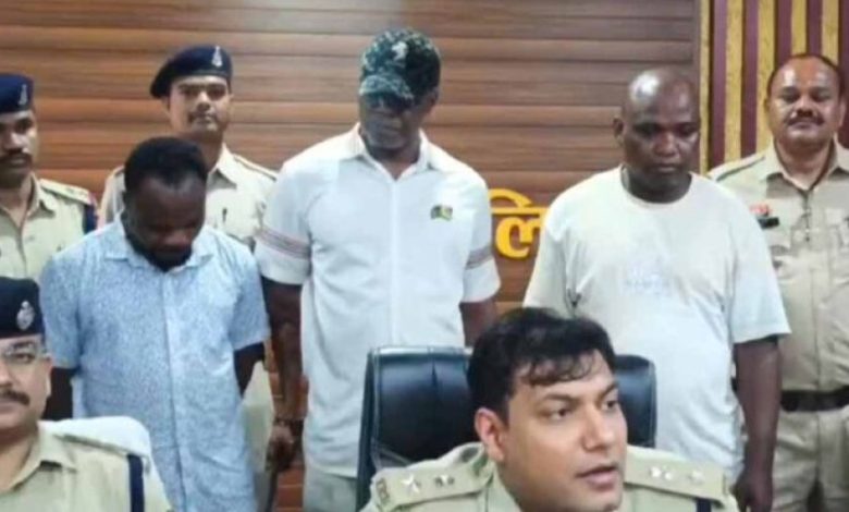 Snapchat पर युवतियों से ठगी करने वाले नाइजिरियन और दक्षिणी अफ्रीकी गिरोह के 3 सदस्य दिल्ली में धराए