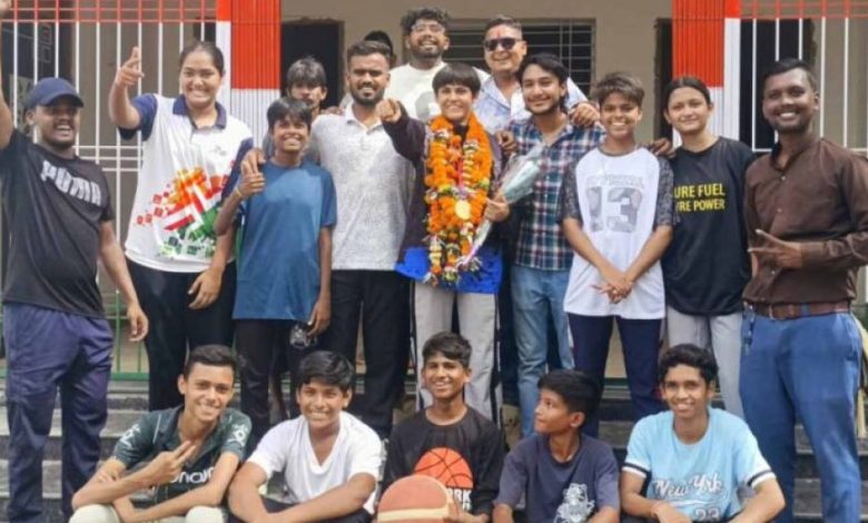 महासमुंद की दिव्या रंगारी राष्ट्रीय बास्केटबॉल प्रशिक्षण शिविर में शामिल महासमुंद की दिव्या रंगारी राष्ट्रीय बास्केटबॉल प्रशिक्षण शिविर में शामिल