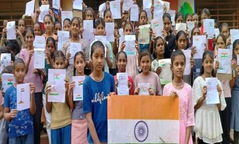 प्रदेश के स्कूलों में 15 अगस्त तक मनाया जा रहा है ‘हर घर तिरंगा, हर घर स्वच्छता’ अभियान प्रदेश के स्कूलों में 15 अगस्त तक मनाया जा रहा है ‘हर घर तिरंगा, हर घर स्वच्छता’ अभियान