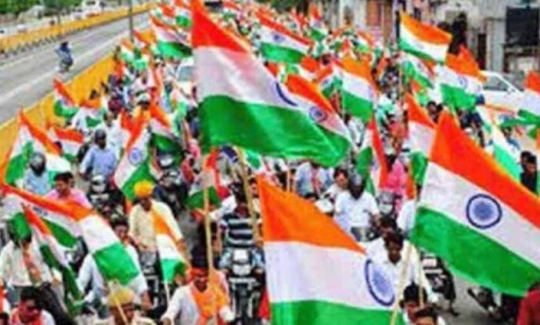 शाजापुर में 14 अगस्त को तिरंगा यात्रा का आयोजन, गांव-गांव जाकर दे रहे न्योता