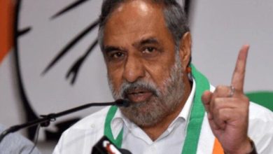 कांग्रेस के वरिष्ठ नेता आनंद शर्मा ने विदेश मामलों के विभाग अध्यक्ष पद से दिया इस्तीफा