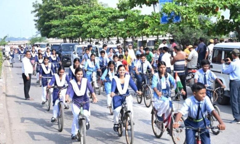 हर घर तिरंगा अभियान के तहत तिरंगा साइकिल रैली का भव्य आयोजन