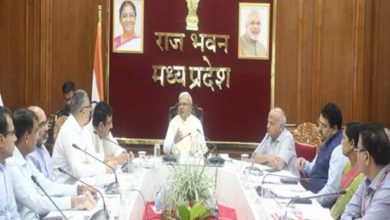 पीएम जनमन योजना के कार्यों की गुणवत्ता पर विशेष ध्यान दें : राज्यपाल पटेल