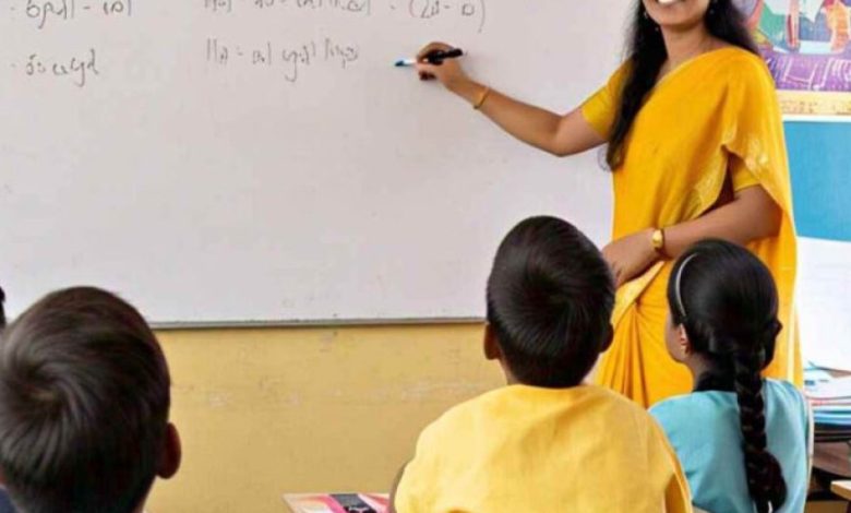 छत्तीसगढ़ में शिक्षा में सुधार: 4,728 एकल-शिक्षकीय स्कूलों को मिले अतिरिक्त शिक्षक छत्तीसगढ़ में शिक्षा में सुधार: 4,728 एकल-शिक्षकीय स्कूलों को मिले अतिरिक्त शिक्षक
