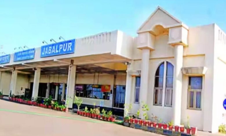 डुमना एयरपोर्ट पर हाईकोर्ट की सख्ती, हालात न सुधरे तो बंद करने पर विचार