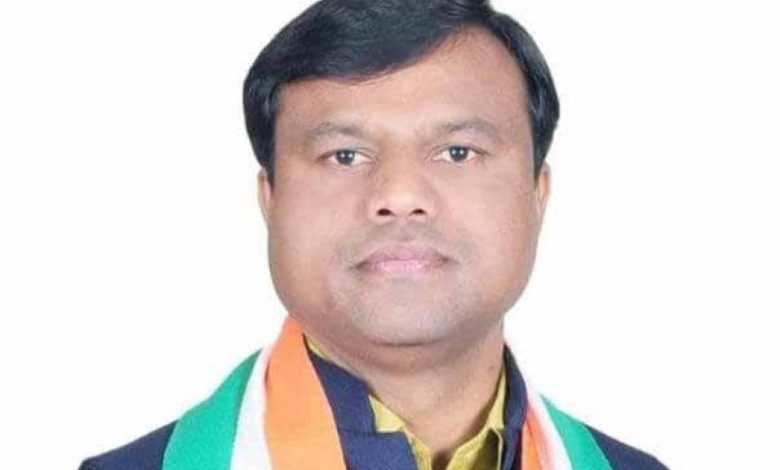 धमतरी ट्रिपल मर्डर पर गरजे दीपक बैज: छत्तीसगढ़ की जनता भगवान भरोसे धमतरी ट्रिपल मर्डर पर गरजे दीपक बैज: छत्तीसगढ़ की जनता भगवान भरोसे
