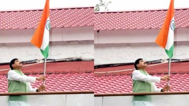मुख्यमंत्री डॉ. यादव ने हर घर तिरंगा अभियान में मुख्यमंत्री निवास पर फहराया तिरंगा