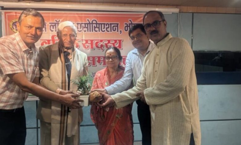 टेक्स ला बार एसोसिएशन ने 71 वर्ष पूर्ण कर चुके वरिष्ठ सदस्यों का किया सम्मान