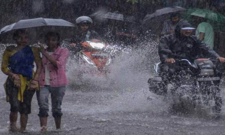Indore News:झमाझम बारिश से मौसम सुहाना, अगले चार दिन भारी बारिश का अलर्ट