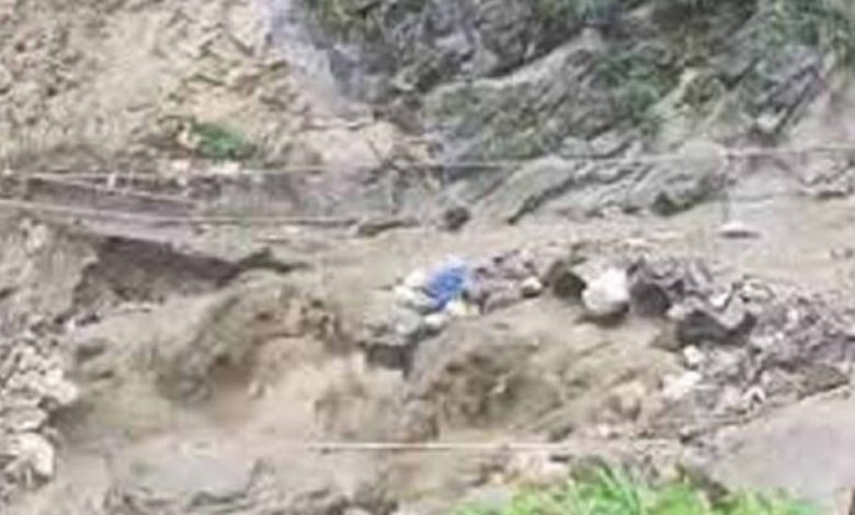 किश्तवाड़ में बादल फटा, तबाही मची: 10 की मौत की आशंका, रेस्क्यू ऑपरेशन जारी