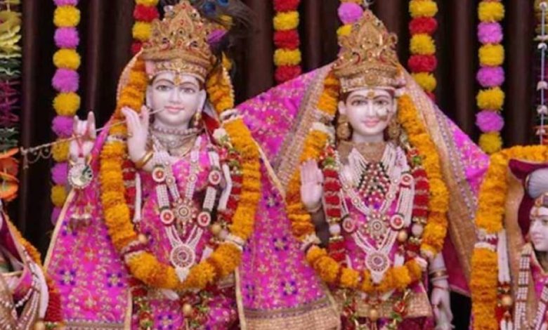 जन्माष्टमी पर देखें कान्हा की भक्ति के रंग, अलग-अलग मत-पंथों की अनोखी परंपराएं