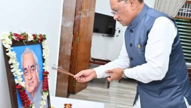 मुख्यमंत्री साय ने अटल बिहारी वाजपेयी की पुण्यतिथि पर उन्हें किया नमन