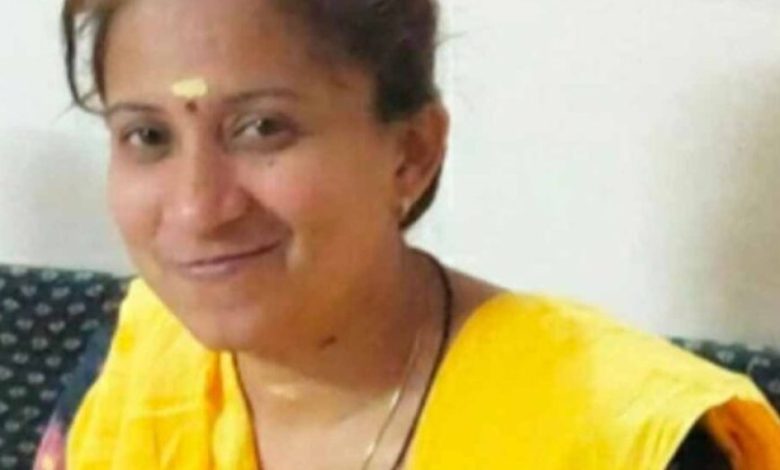 पूर्व सहायक आयुक्त और इंजीनियर समेत 8 पर FIR दर्ज, ठेकेदार भी शामिल पूर्व सहायक आयुक्त और इंजीनियर समेत 8 पर FIR दर्ज, ठेकेदार भी शामिल