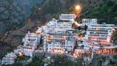 खराब मौसम के कारण वैष्णो देवी यात्रा पंजीकरण स्थगित