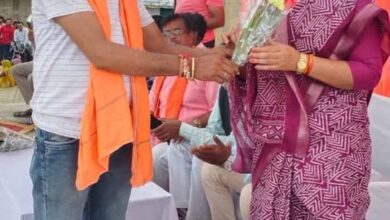 नागपुर में पहली बार जन्माष्टमी के उपलक्ष में मटकी फोड़ प्रतियोगिता का आयोजन किया गया