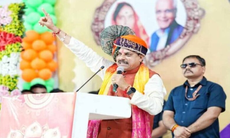लव जिहाद और ड्रग माफिया पर कसेंगे शिकंजा, अपराधियों को लगाएंगे ठिकाने : मुख्यमंत्री डॉ. यादव लव जिहाद और ड्रग माफिया पर कसेंगे शिकंजा, अपराधियों को लगाएंगे ठिकाने : मुख्यमंत्री डॉ. यादव