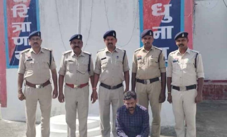 कोरिया पुलिस की बड़ी कार्यवाही : 32 लाख से अधिक की ठगी का खुलासा कोरिया पुलिस की बड़ी कार्यवाही : 32 लाख से अधिक की ठगी का खुलासा