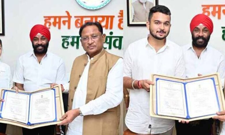 मुख्यमंत्री साय से राष्ट्रपति सम्मान से सम्मानित देवाशीष और मनतृप्त कौर ने की सौजन्य मुलाकात