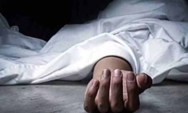 बरामदे में युवक की संदिग्ध मौत, पुलिस ने शुरू की जांच