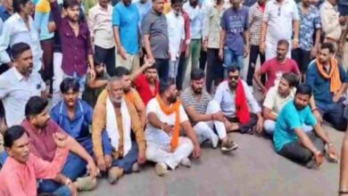 भोपाल में गौकशी को लेकर बवाल: हिंदूवादी संगठनों का चक्काजाम, बजरंग दल ने किया प्रदर्शन