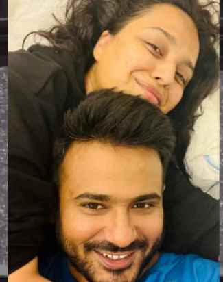 Swara Bhasker  का बॉम्बशेल बयान: ‘डिंपल यादव हैं मेरा क्रश, हम सब असल में बाइसेक्शुअल हैं’, पति फहाद के सामने ही किया खुलासा, सोशल मीडिया पर मचा बवाल!