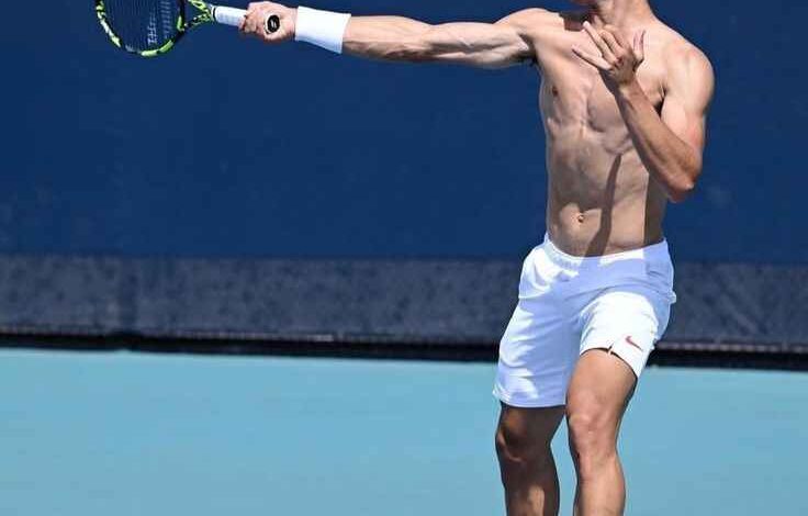 US Open 2025 में कार्लोस अल्काराज और एलेना रायबाकिना की धमाकेदार जीत, जोकोविच ने पीठ दर्द के बावजूद दर्ज की चौथी राउंड में प्रवेश US Open 2025 में कार्लोस अल्काराज और एलेना रायबाकिना की धमाकेदार जीत, जोकोविच ने पीठ दर्द के बावजूद दर्ज की चौथी राउंड में प्रवेश