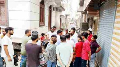 Muzaffarnagar में स्टंट रोकने पर सनसनीखेज वारदात – सपा नेता और भतीजों पर हत्या का आरोप, पूरे शहर में गुस्सा