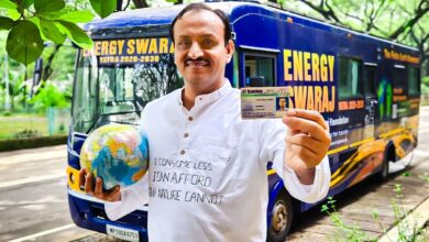 Torn-Socks Professor Quits IIT Bombay to Fight Climate Change