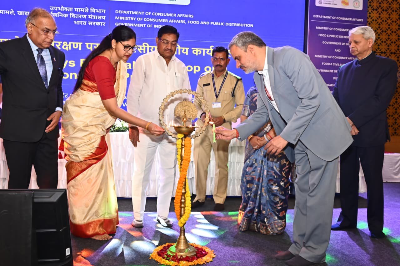 खाद्य मंत्री दयालदास बघेल ने उपभोक्ता संरक्षण विषय पर दो दिवसीय कार्यशाला का किया शुभारंभ….