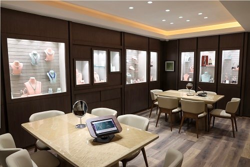 Kirtilals Presents a Refined Signature Lounge Experience at Coimbatore Crosscut Road Store